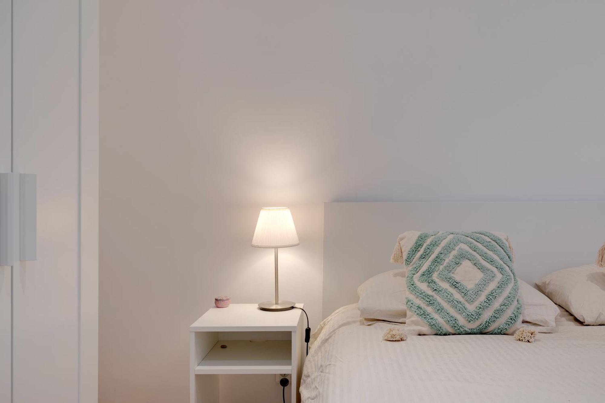Newly Renovated Charming Downtown Appartement